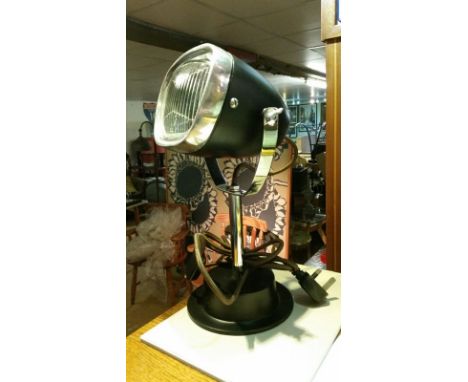 Table light in form of retro Vespa light, measuring approx 36cm high, 20.5cm wide *this item will have VAT added to the hamme