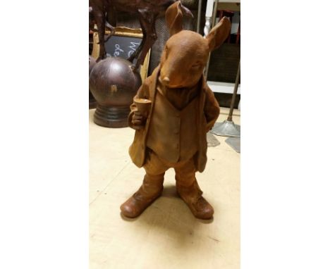 For outdoor use, rusty cast iron "Ratty", stands approx 40 cm high (heavy) *This lot will have VAT added to the hammer price
