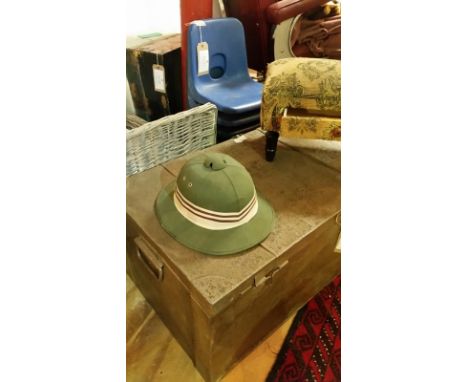 Egyptian explorers hat. Good overall condition, original makers label to inside rim. 
WE CAN PACK &amp; POST THIS ITEM WORLDW