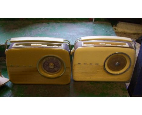 2 x vintage Bush radios: 