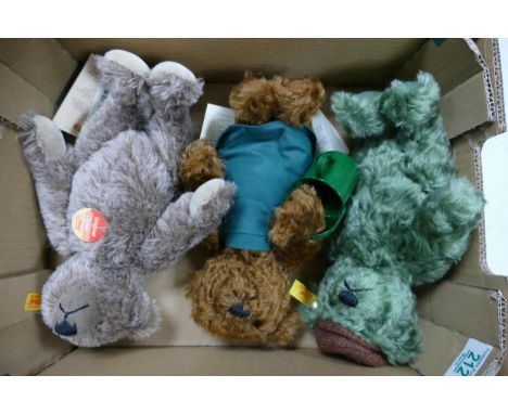 Three Steiff Teddy Bears: height of tallest 25cm(3) 