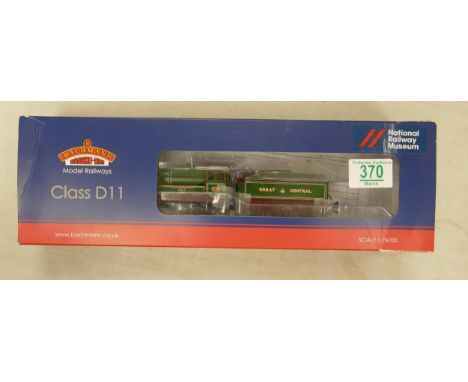 Bachmann D11 00 Gauge Boxed Model Train: 