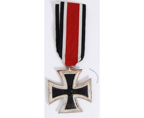 A replica WWII Second World War German Iron Cross medal with ribbon POSTAGE: Worldwide postage / delivery available on all it