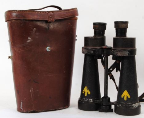  A pair of vintage Barr &amp; Stroud military style British Made binoculars, in original case. (AF). Serial number 42631. POS