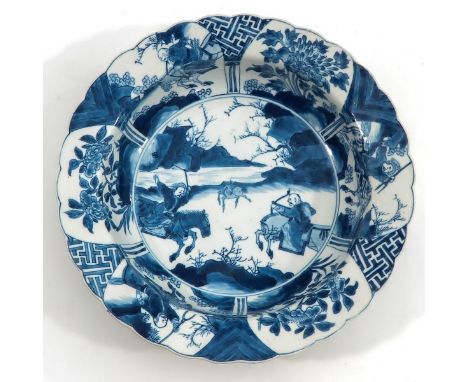 Depicting hunters on horseback, Kangxi Period, 28 cm. in diameter. 