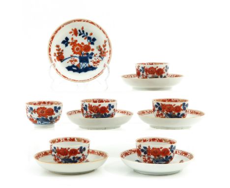 Floral decor, 18th Century, saucers are 11 cm. in diameter, in diverse conditions.