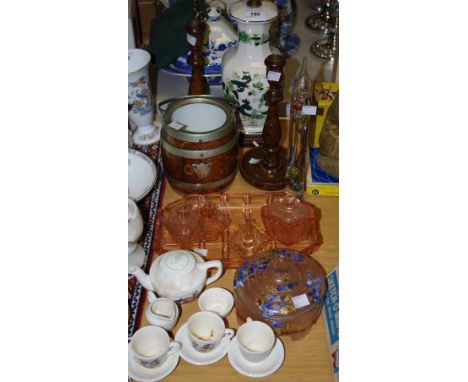 Boxes & objects - a child's Noddy tea service comprising tea pot, 3 cups & saucers, milk jug and sugar bowl; a metal mounted 