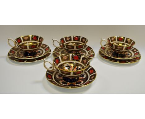 Royal Crown Derby - 1128 Imari four cups and saucers, three side plates, part seconds (11)