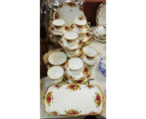 A Royal Albert Old Country Roses pattern tea service for 8