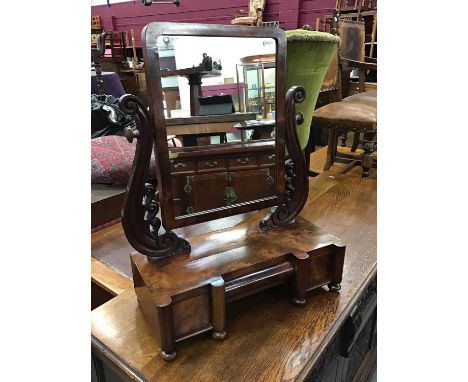 Victorian mahogany toilet mirror with rectangular plate above three frieze drawers