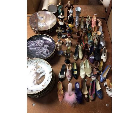 Group collectors plates including woodland animals, collection of shoe and mannequin ornaments