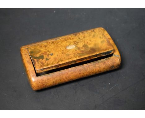 A mid 19th century burr walnut snuff box, tortoiseshell lined, c1860