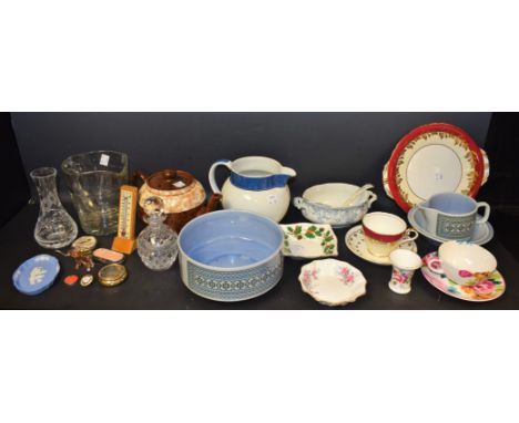 Ceramics &amp; Glass - an Aynsley 8154 pattern Burgundy and gilt part tea set, including milk jug, cups, saucers, side plates