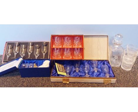 Assorted glassware&nbsp;to include boxed set of six tumblers, Kristal D'Asques Masquerade, boxed set of Stuart glass wines, R