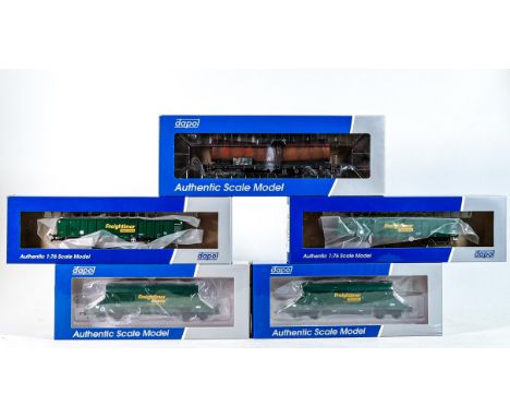 Model trains - Dapol 4F-026-009 HIA aggregate limestone hopper Wagon, Dapol 4F-026-007 HIA aggregate limestone hopper Wagon, 