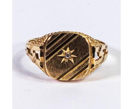 9ct diamond signet ring, size V, 3.6g. 