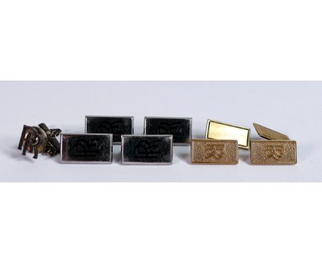 A collection of Rolls Royce items including pair of 9ct gold Rolls Royce cufflinks, 9.6g, silver tie pin and 4 small branded 