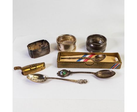 Group of hallmarked silver &amp; collectables - includes 3 x napkin / serviette rings, 3 x spoons (enamel bowls, Dorothy &amp