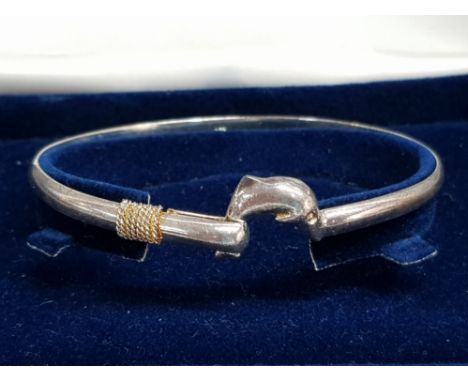 Silver dolphin design bangle, 9.5g