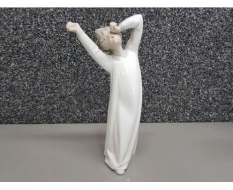 Lladro figure 4870 boy awaking