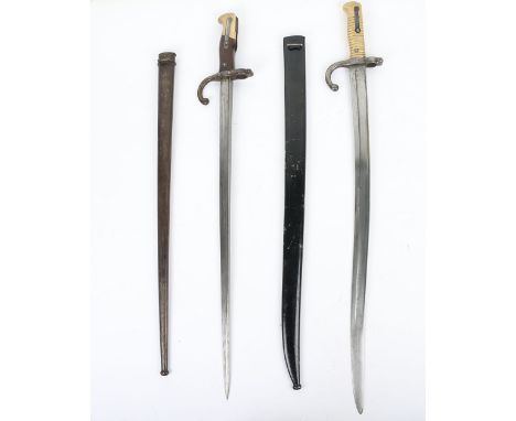 French Bayonets: Gras M1874 bayonet complete with metal scabbard, dated 1876 to top of blade, with Chassepot bayonet complete