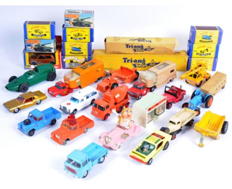 A collection of assorted vintage diecast model cars and other vehicles to include; Dinky Toys, Corgi Toys, Triang / Tri-ang S