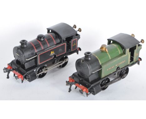 Two vintage Hornby O gauge tinplate clockwork model railway trainset locomotive engines comprising; Type 40&nbsp;BR British R