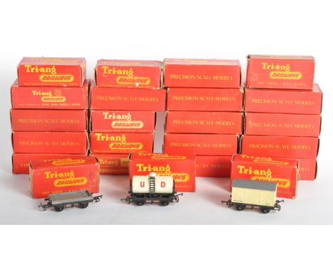 A collection of x23 vintage Triang / Tri-ang 00 gauge model railway trainset locomotive rolling stock wagons and accessories.