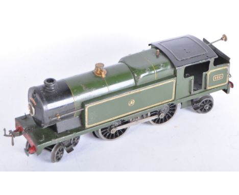 A vintage Hornby O gauge 20V electric model railway trainset locomotive engine. The loco being a 4-4-0 GWR Great Western Rail