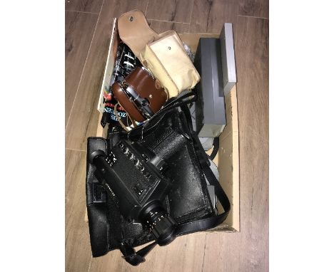 1 BOX OF VINTAGE CAMERA & CINE ACCESSORIES