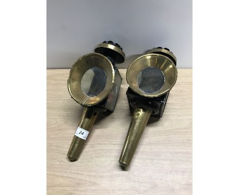 PAIR OF VINTAGE COACH LAMPS