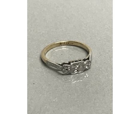 9CT GOLD & PLATINUM DIAMOND RING