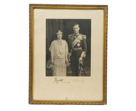 TRH The Duke and Duchess of York (later TM King George VI and Queen Elizabeth), fine signed presentation photograph by Vandyk