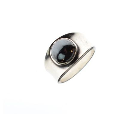 Georg Jensen Denmark 925 sterling silver dress ring, the tapered band with central cabochon, fully stamped beneath and number