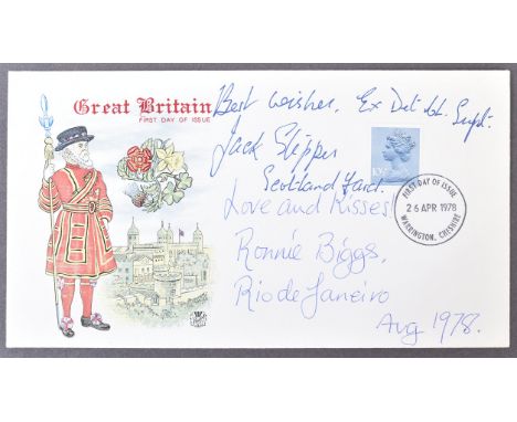 The Great Train Robbery - Ronnie Biggs (1929-2013) &amp; Jack Slipper (1924-2005 - Detective Chief Superintendent) - autograp