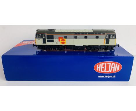 Heljan Fitted with P4 Wheel Sets Class 33 205 BR Railfreight Livery Loco - Boxed - Lacking Internal Packaging &amp; Instructi
