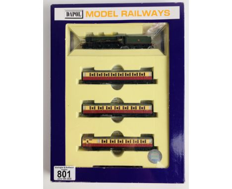 Dapol N Gauge ND-079 Set 2 Train Pack - Includes: Darlington BR Late Crest 61652 Loco &amp; 3x Gresley Crimson/Cream Passenge