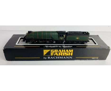 Graham Farish N Gauge 372-352 Class A4 'Union of South Africa' BR Green 60009 Steam Loco Boxed.P&amp;P Group 1 (£14+VAT for t