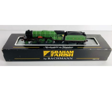 Graham Farish N Gauge 372-602 V2 4844 'Coldstreamer' LNER Doncaster Green Steam Loco Boxed. P&amp;P Group 1 (£14+VAT for the 