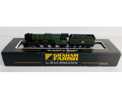 Graham Farish N Gauge 372-377 Class A3 60066 'Merry Hampton' BR Green Early Crest Double Chimney Steam Loco Boxed. P&amp;P Gr