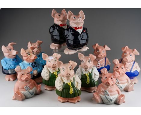 Wade for Natwest: a collection of Piggy Banks including two sets of five and three extra (13)