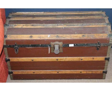 VINTAGE DOMED TRUNK