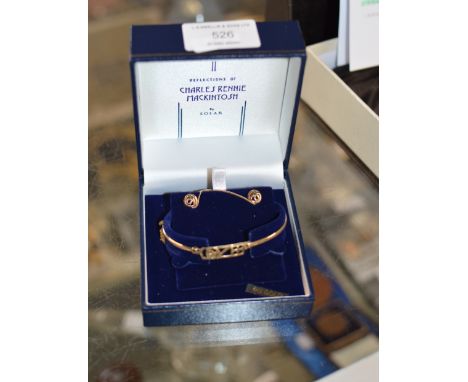 9 CARAT GOLD RENNIE MACKINTOSH JEWELLERY SET COMPRISING BANGLE, PENDANT ON CHAIR &amp; EARRINGS - APPROXIMATE WEIGHT = 7.2 GR