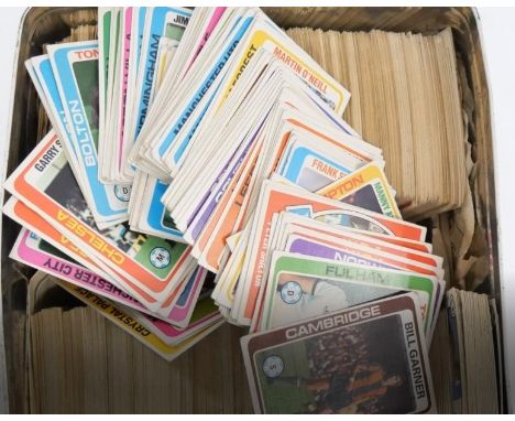A collection of football collectors cards, Topps orange (380) and blue (110) back and unnamed football collectors cards