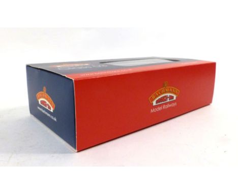 A Bachmann Branch-Line OO gauge 31-360 Class 03 diesel shunter D2011, boxed   CONDITION REPORT:  Appears to be in good order