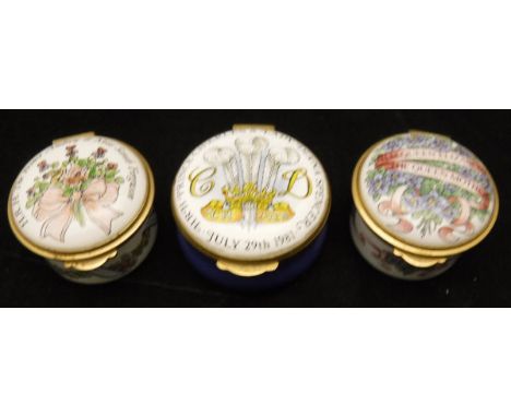 A Staffordshire enamelled patch pot, limited edition No'd. 18/250 commemorating HRH The Prince Andrew and Miss Sarah Ferguson