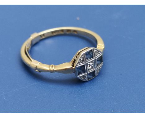 A small early 20thC sapphire &amp; diamond cluster style ring in 18ct &amp; PLAT.  Finger size M.