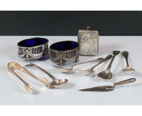 Collection of silver hallmarked items to include a pair of ribbon garland table salts (hallmarked London 1910), small vesta c