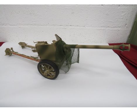 Modern Metal Model of a German Pak Anti Tank Field Gun 24 inch barrel with front flash hider.  Rear operating breech block.  
