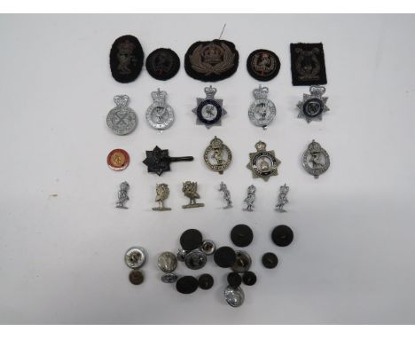 Good Selection of Liverpool & Bootle Police Badges cap badges include KC white metal Liverpool City Police ... KC chrome Live